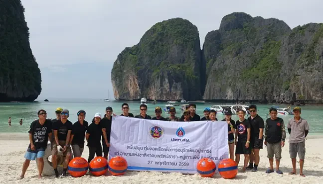 PTTEP sponsorship of mooring buoys and ropes to the Noppharat Thara Mu Ko Phi Phi Marine National Park