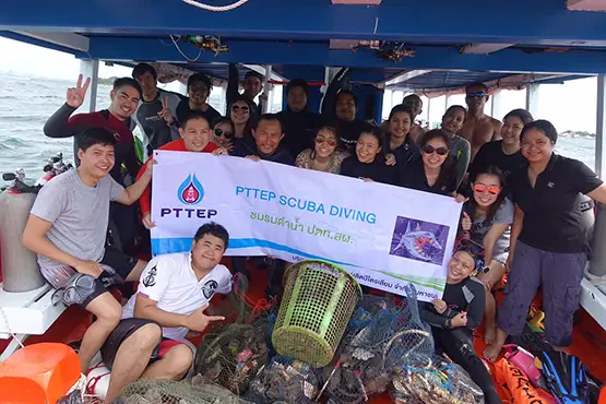 PTTEP Scuba Diving Club and staff volunteers joined the International Coastal Cleanup (ICC)