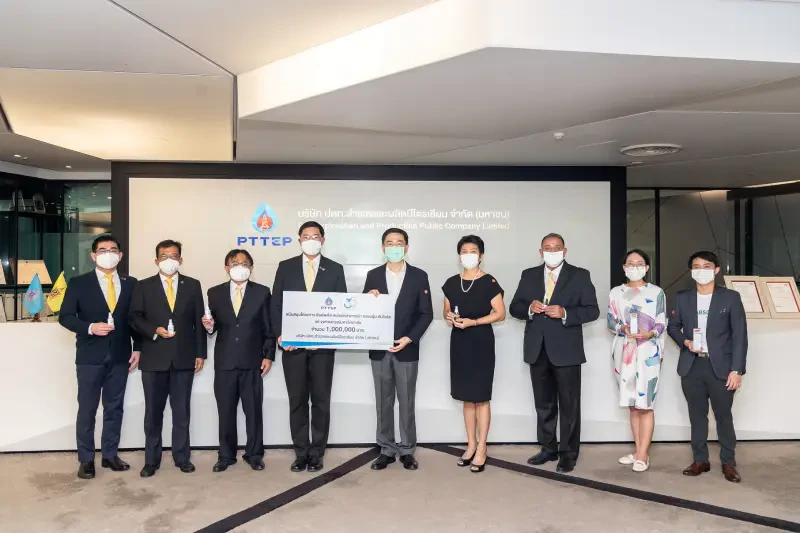 PTTEP supports Chulalongkorn University for the development of mask protecting spray, Enhances the efficiency of protection against dust and viruses